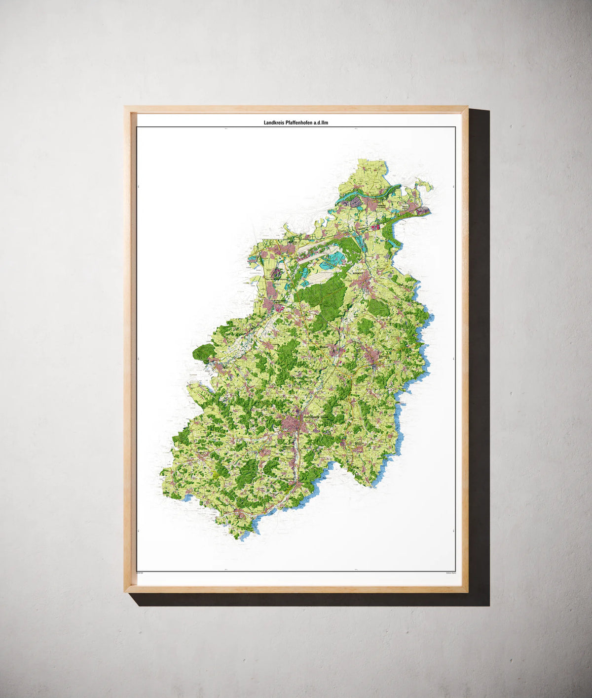 Landkreis Pfaffenhofen a.d.Ilm Poster als schattierte Reliefkarte, Farbvariante Topographisch, gerahmt an einer Wand #dtk