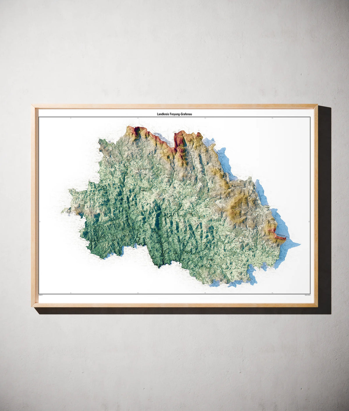 Landkreis Freyung-Grafenau Poster als schattierte Reliefkarte, Farbvariante Petrol, gerahmt an einer Wand #c2
