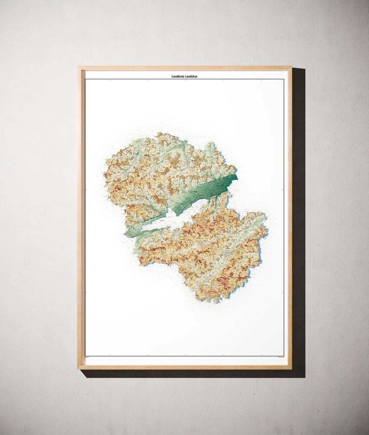 Landkreis Landshut Poster als schattierte Reliefkarte, Farbvariante Petrol, gerahmt an einer Wand #c2