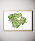 Landkreis Hof Poster als schattierte Reliefkarte, Farbvariante Topographisch, gerahmt an einer Wand #dtk