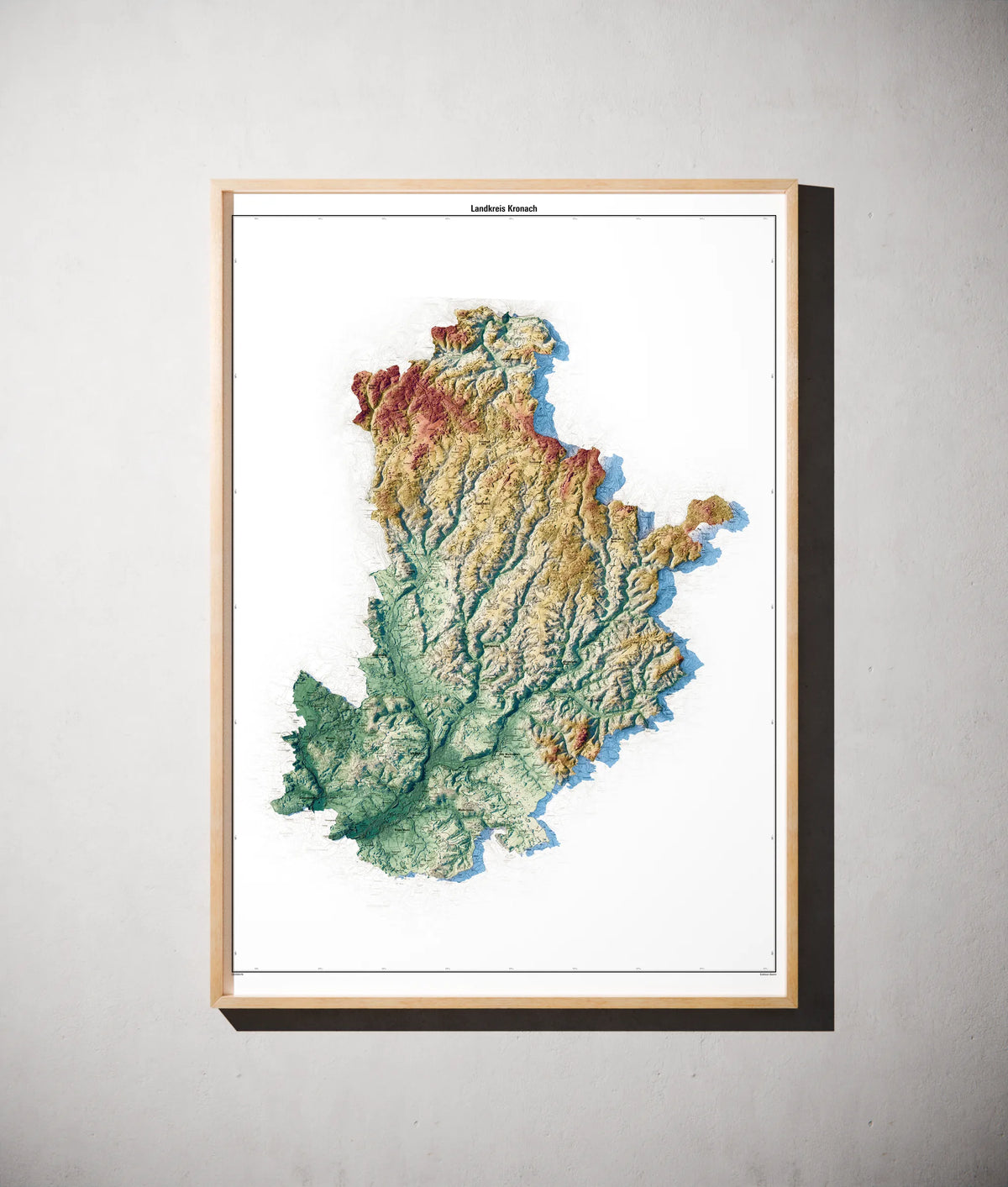 Landkreis Kronach Poster als schattierte Reliefkarte, Farbvariante Petrol, gerahmt an einer Wand #c2