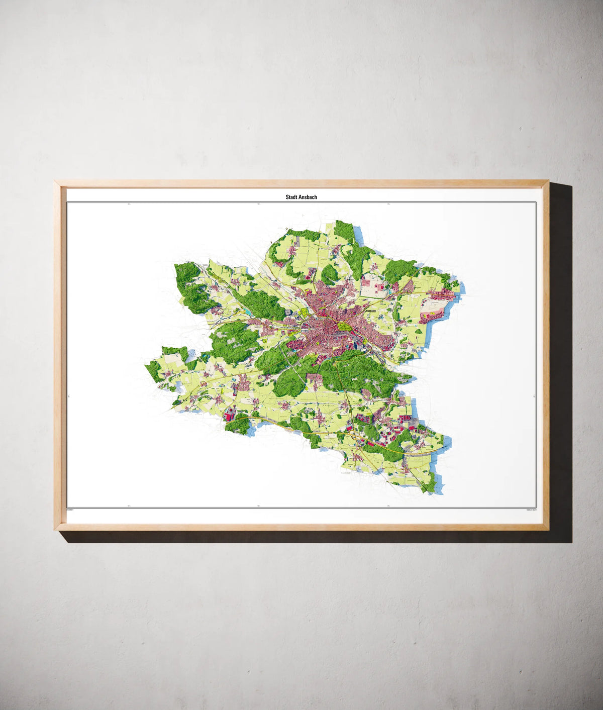 Stadt Ansbach Poster als schattierte Reliefkarte, Farbvariante Topographisch, gerahmt an einer Wand #dtk