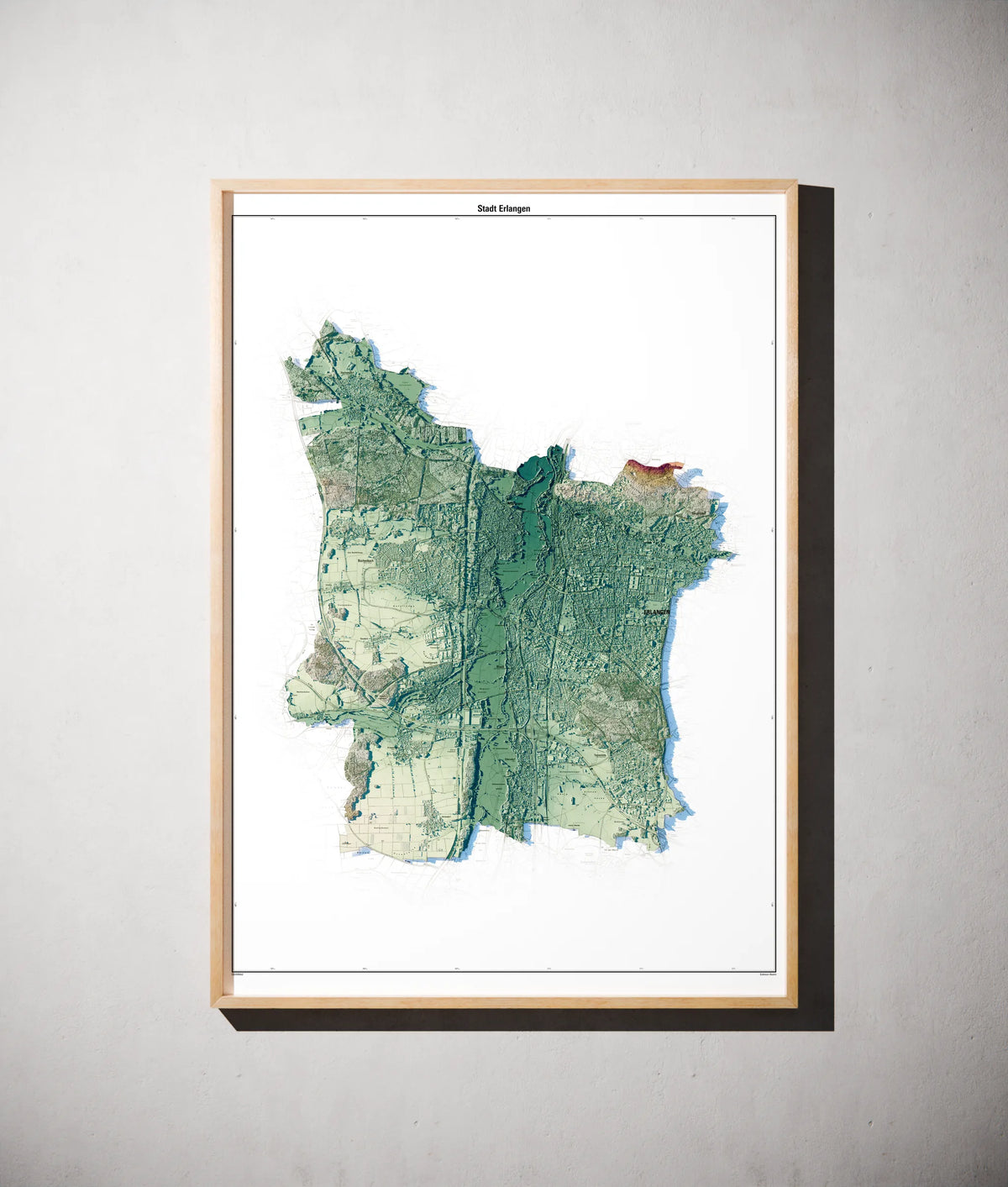 Stadt Erlangen Poster als schattierte Reliefkarte, Farbvariante Petrol, gerahmt an einer Wand #c2