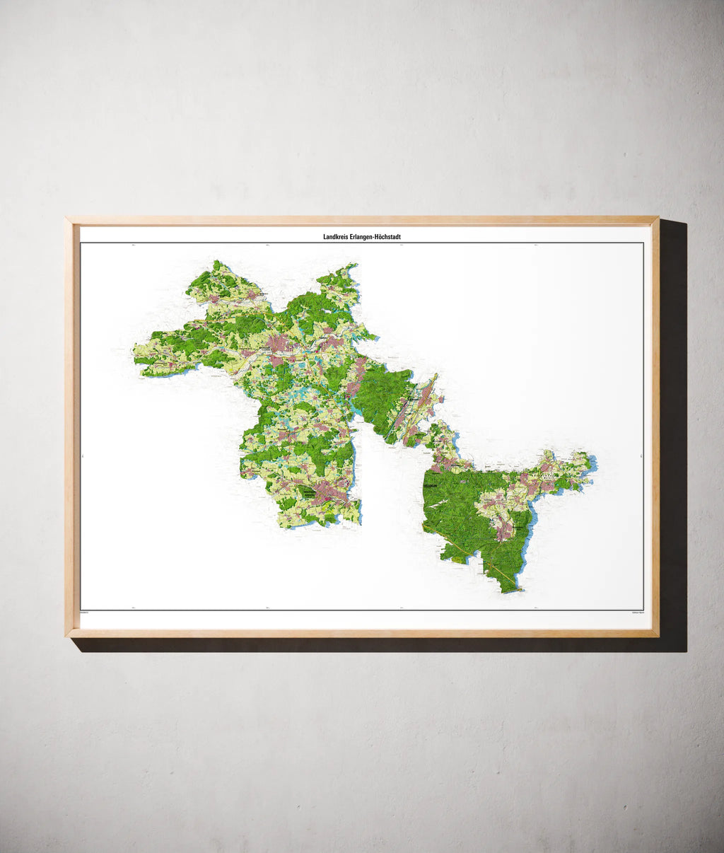 Landkreis Erlangen-Höchstadt Poster als schattierte Reliefkarte, Farbvariante Topographisch, gerahmt an einer Wand #dtk