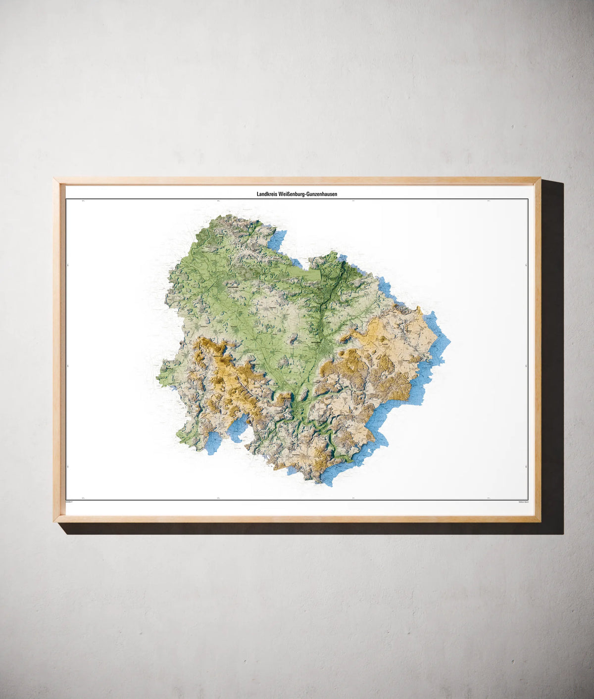 Landkreis Weißenburg-Gunzenhausen Poster als schattierte Reliefkarte, Farbvariante Salbei, gerahmt an einer Wand #c1