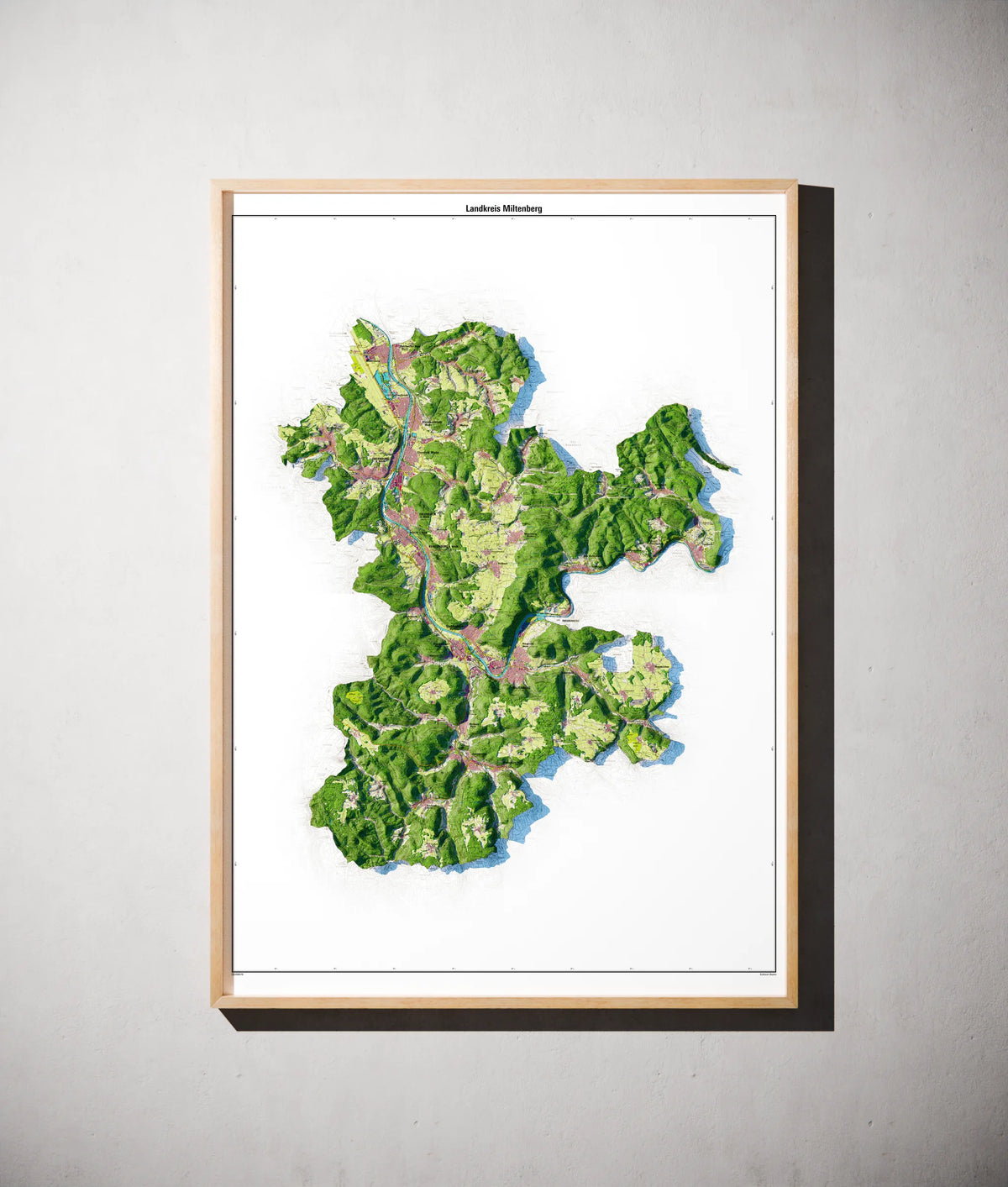Landkreis Miltenberg Poster als schattierte Reliefkarte, Farbvariante Topographisch, gerahmt an einer Wand #dtk