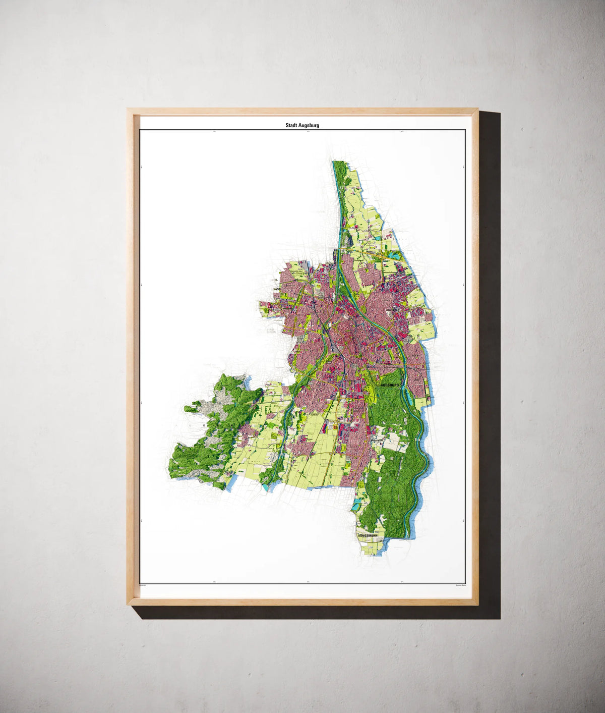 Stadt Augsburg Poster als schattierte Reliefkarte, Farbvariante Topographisch, gerahmt an einer Wand #dtk